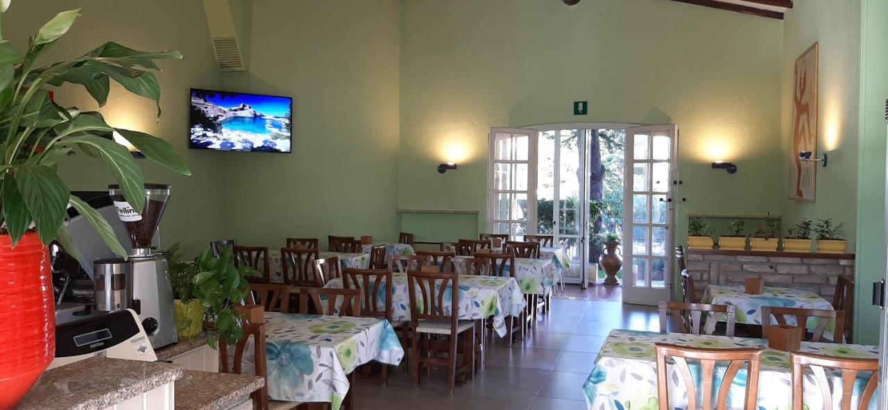 Albergo La Quiete Desenzano del Garda Exterior foto